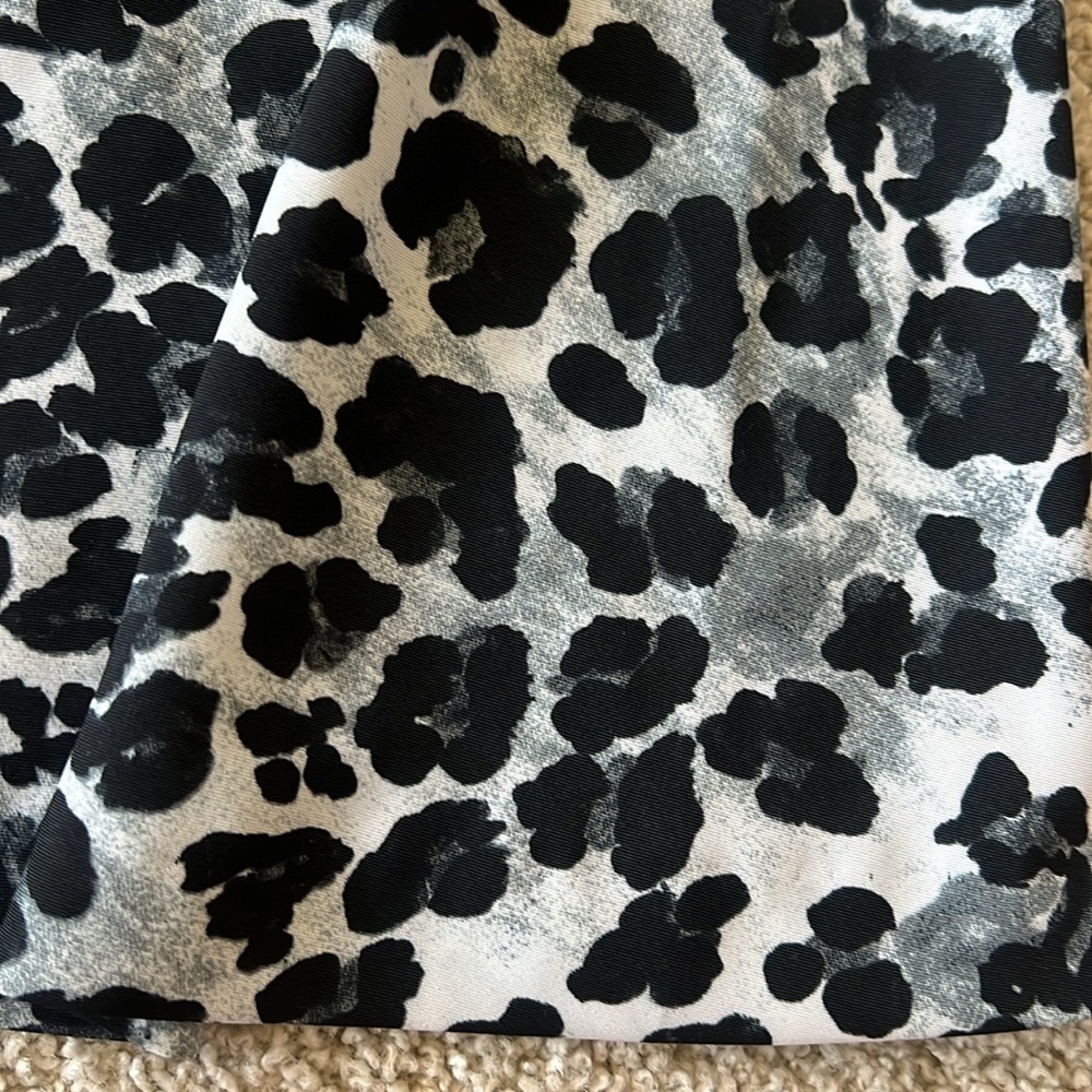 Zara Shorts - Picture 3 of 3